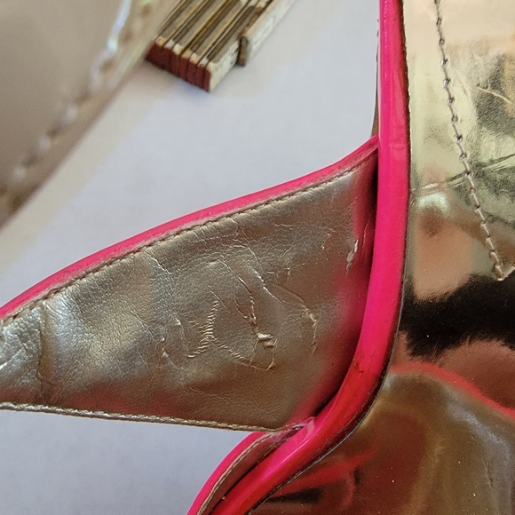 Guess Strappy High heel shoes. Pink and beige. Size 7 1/2 - Picture 10 of 10